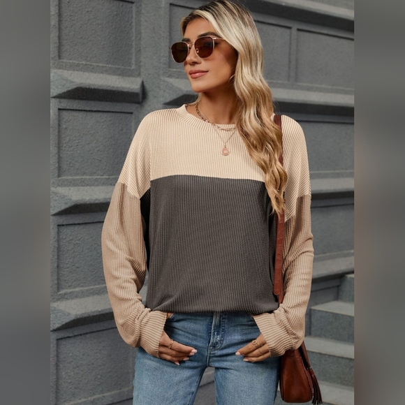 Double Take Contrast Round Neck Long Sleeve T-Shirt - Picture 1 of 5